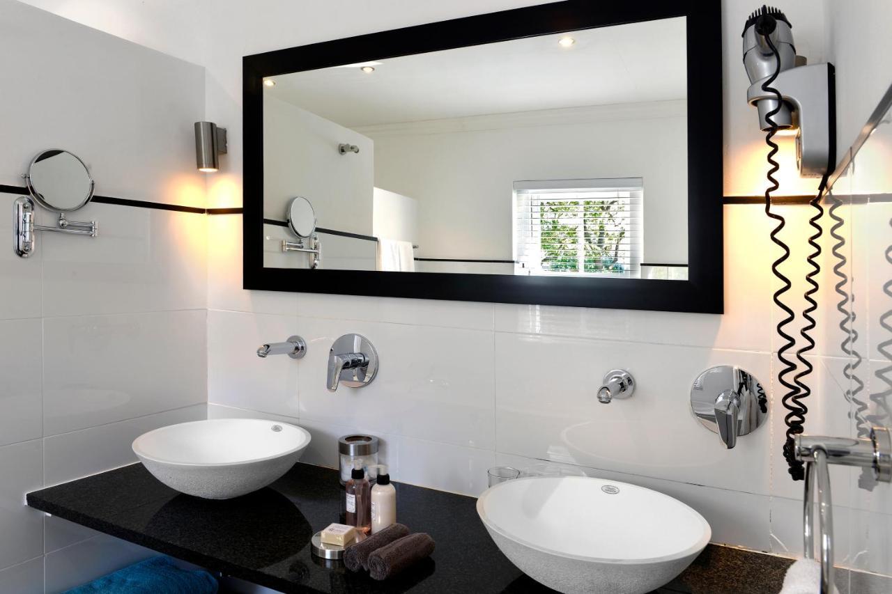 Plumwood Boutique Hotel By The Living Journey Collection Franschhoek Extérieur photo